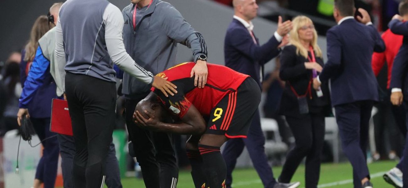 Romelu Lukaku punches dugout in furious outburst after Belgium’s World Cup exit