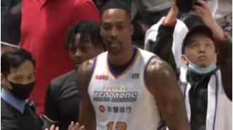Dwight Howard was ejected from the game after a fight broke out between two Taiwanese basketball teams.