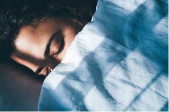 Researchers have identified five key factors related to sleep that can help add years to your life expectancy.