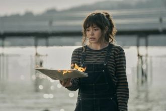 A new, exciting trailer has been released for The Power, an adaptation of Naomi Alderman's novel that sees the world turn upside down in an electrifying way.