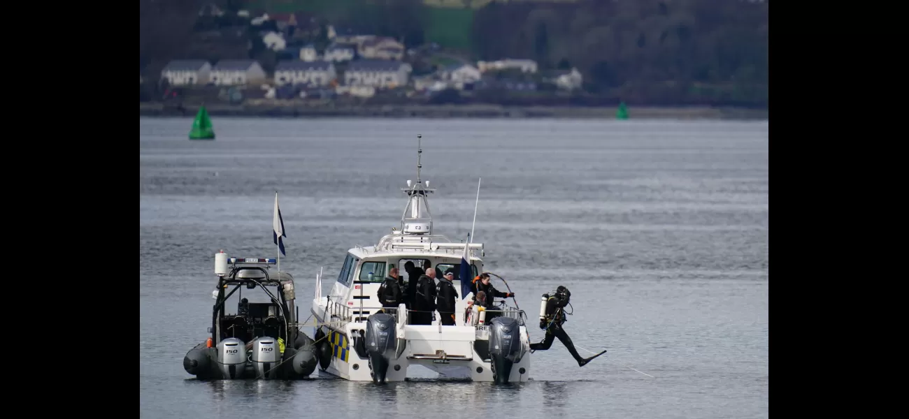 Two people have gone missing after a boat overturned in Scotland.