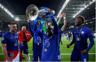 N'Golo Kante is in the process of signing a new three-year contract with Chelsea.