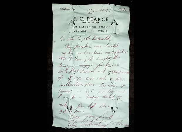A note found in the chimney of a couple's house revealed that the house was 100 times cheaper 50 years ago.