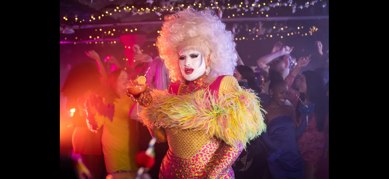 Danny Beard, the winner of RuPaul’s Drag Race UK, will be appearing in the British soap opera Hollyoaks in a special arc devoted to the characters Juliet and Peri.