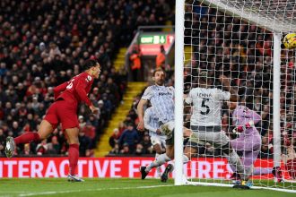 Virgil van Dijk is willing to put himself in physical danger in order to benefit Liverpool.