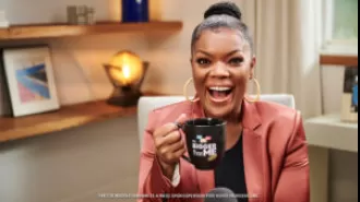 Yvette Nicole Brown has initiated the “It’s Bigger Than Me” movement to address the issue of obesity and to encourage its audience to take a more open and honest stance on the topic.