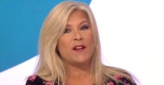 Sam Fox is extremely upset as his sister passed away at the age of 50 due to a heart attack.