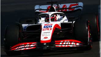 What is the top speed of F1 cars and what is their approximate value?