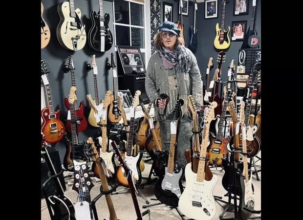 Johnny Depp touched down at an antiques centre by helicopter before picking out some unusual items for his London residence.
