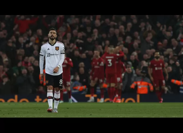 Gary Neville has criticized Bruno Fernandes for requesting to be substituted during Manchester United's 4-2 defeat to Liverpool, calling it 