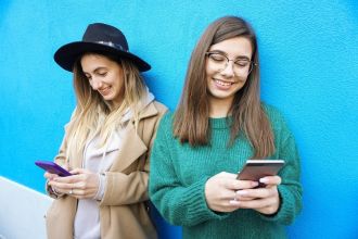 Get YouTube comments quickly and customize them from 13 great websites in 2023.