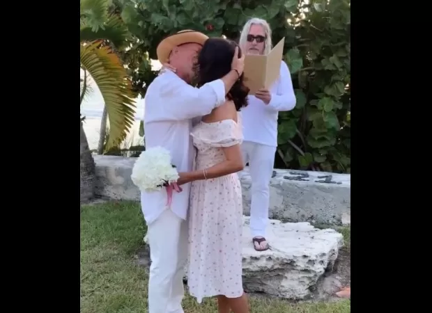 Bruce and Emma Willis celebrated their marriage with a beautiful vow renewal, captured on film by Demi Moore, now revealed to the world.