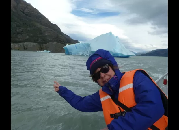 Blind woman creates bucket list of places to visit before her vision fades away, preserving memories for later.