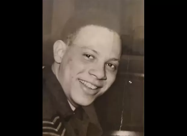 Seek relatives of WWII RAF veteran who passed away without family.