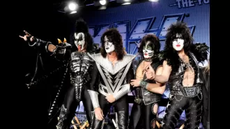 Netflix to release a movie about Kiss, focusing on the band's beginnings, in 2024.