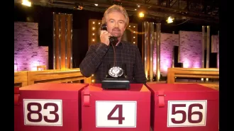 Stephen Mulhern to host Deal Or No Deal as Noel Edmonds steps down - a classic game show is back!