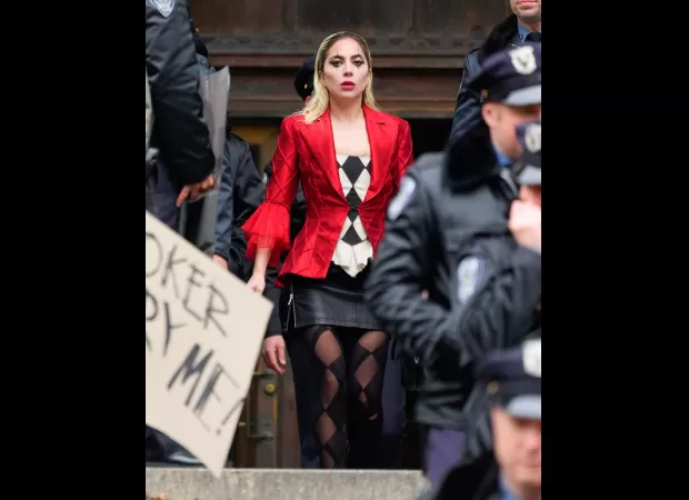 Lady Gaga is the ideal Harley Quinn in debut pics from the set of the Joker sequel in NYC.