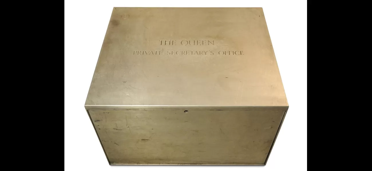 Queen's private secretary box is being auctioned on eBay for an estimated £80,000.