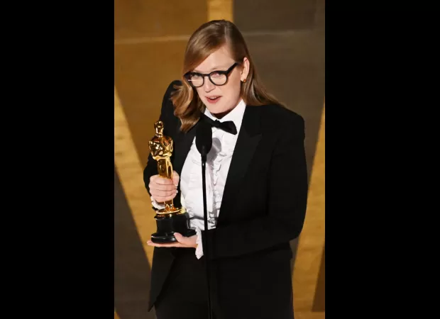 Director Sarah Polley had to return her Oscar after her 11-year-old daughter's April Fool's Day prank made it look like she won an award she hadn't.