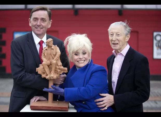 Actor Murray Melvin, best known for his role as Bilis Manger in 'Torchwood', passed away at the age of 90. Russell T Davies paid tribute to him.