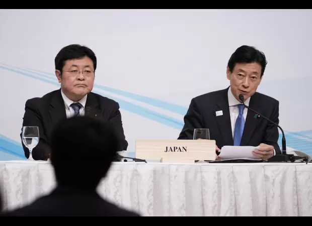 G7 nations approve Japan's decision to continue using clean coal and nuclear energy.