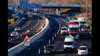 Should the use of smart motorways, with their lack of hard shoulders, have been halted?