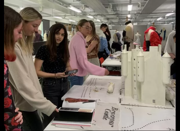 Students at Gray’s School of Art partner with Braemar Castle to use art to celebrate the castle's rich heritage.