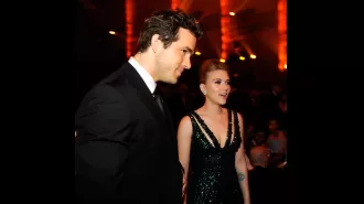 Scarlett Johansson speaks about Ryan Reynolds' marriage in a candid conversation with Gwyneth Paltrow.