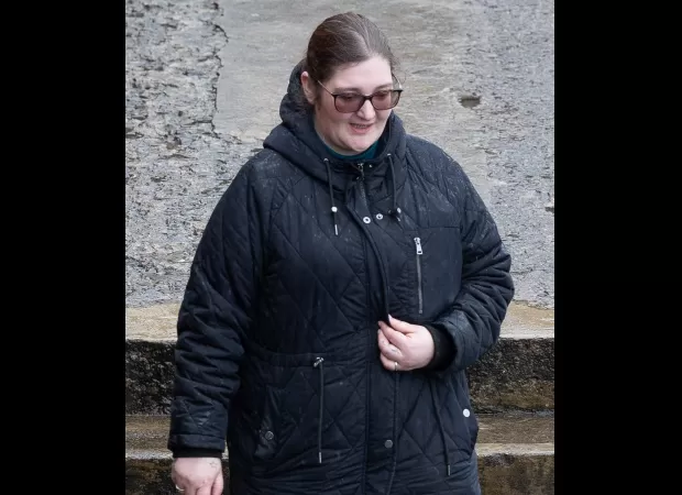 Hired detective to observe boss she had strong feelings for.