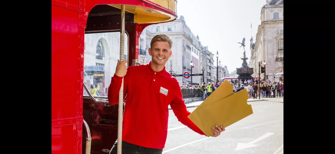Players of People's Postcode Lottery got to explore Buckingham Palace and Downing Street, two of the UK's most iconic landmarks.