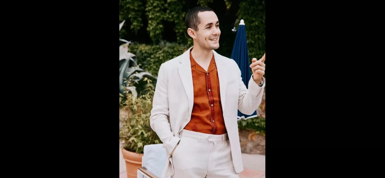 This jacket is perfect for cool summer nights; you'll want to steal it from the guys!