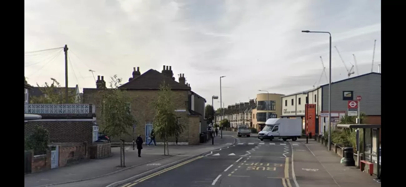Man critically injured after shooting at busy London location.