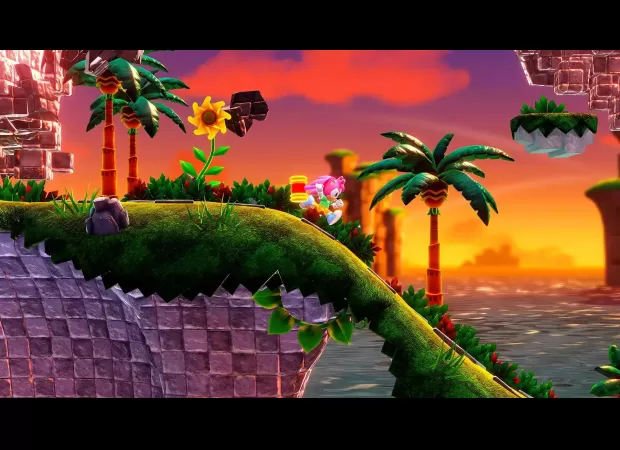 Sonic The Hedgehog 4 gets up close and personal in a preview and interview.