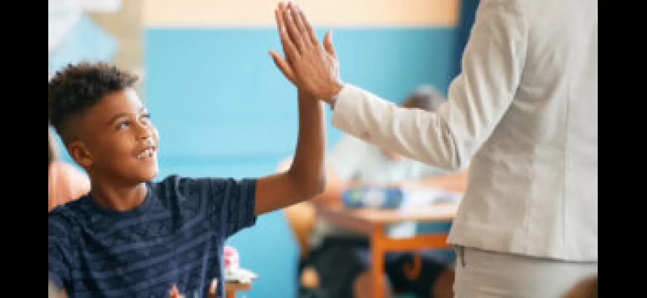 9yo saves classmate's life with Heimlich maneuver.