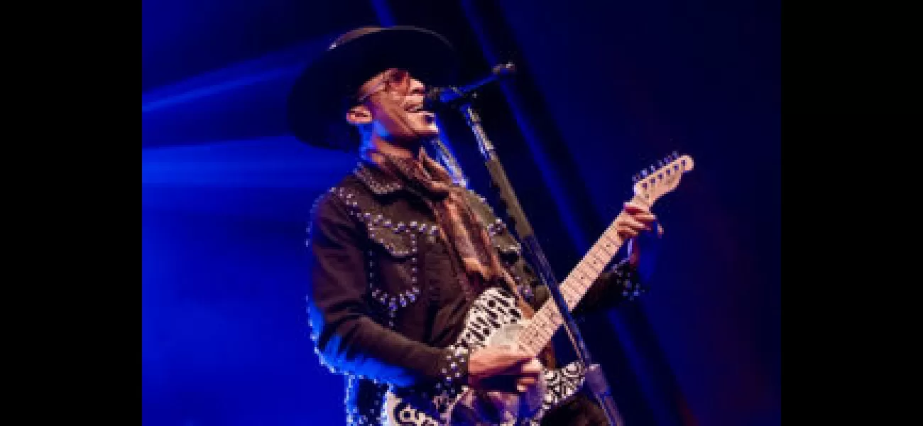 Raphael Saadiq announces tour dates for his Tony! Toni! Toné project. Fans will be excited!