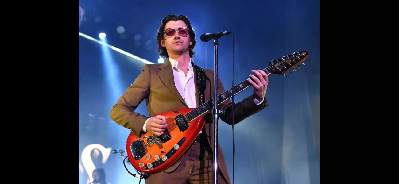 Who's performing at Glastonbury on Fri, June 23?
