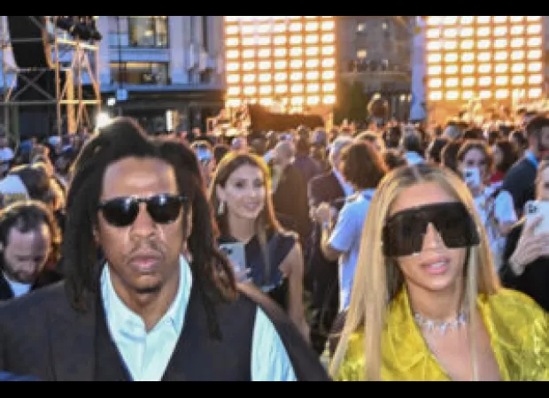 Old Beyoncé and Jay-Z bidet up for sale on eBay for $2,400.