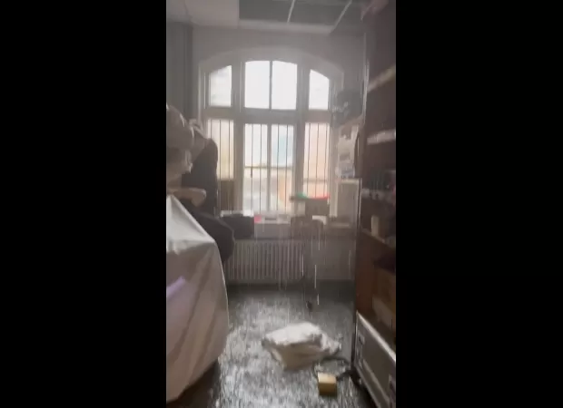 Dara O Briain's comedy gig cancelled due to flooding.