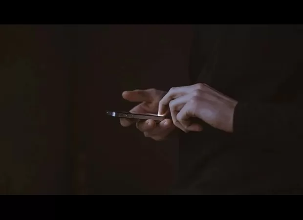 UP man arrested for making bomb threats to Mumbai-Pune, extortion plot uncovered.