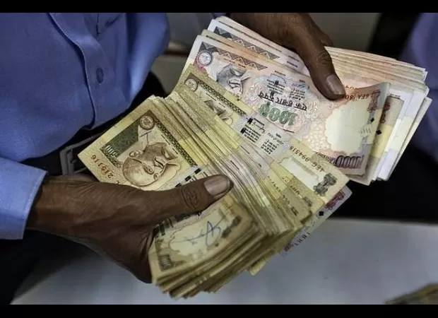 Man in Bhopal scammed out of Rs 29.7k while trying to get a loan.