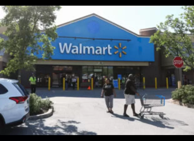 Walmart faces backlash from customers & BLM activists over its 'jail' fundraiser, deemed offensive.