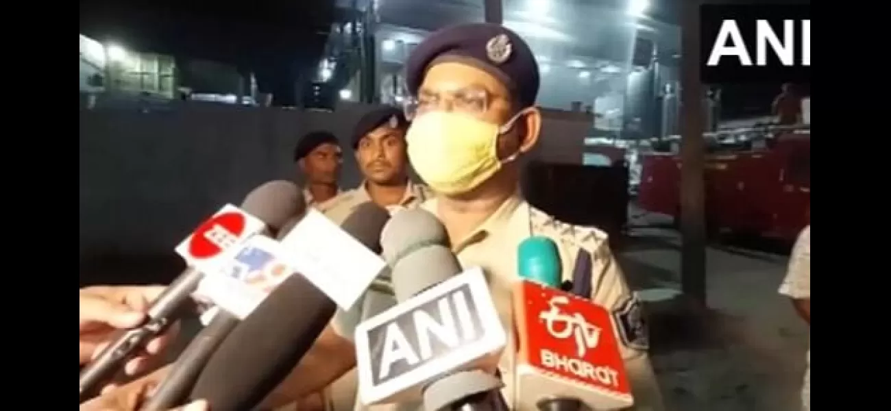 One dead, over 30 hospitalized after poisonous ammonia gas leak at Vaishali Dairy in Bihar.
