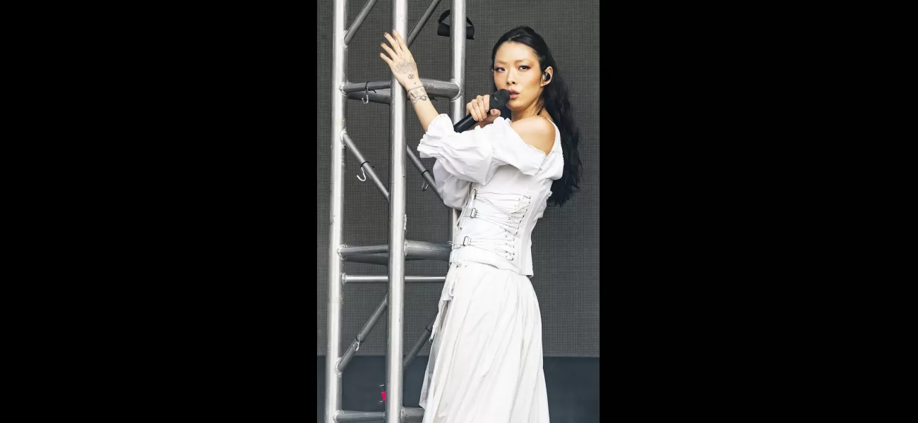 Rina Sawayama criticized Matty Healy for microaggressions in a passionate rant at Glastonbury.