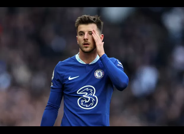 Man U displeased with Chelsea over Mount transfer situation.