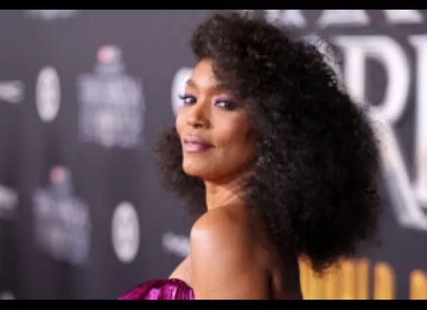 Twitter shocked by news that Angela Bassett to receive 