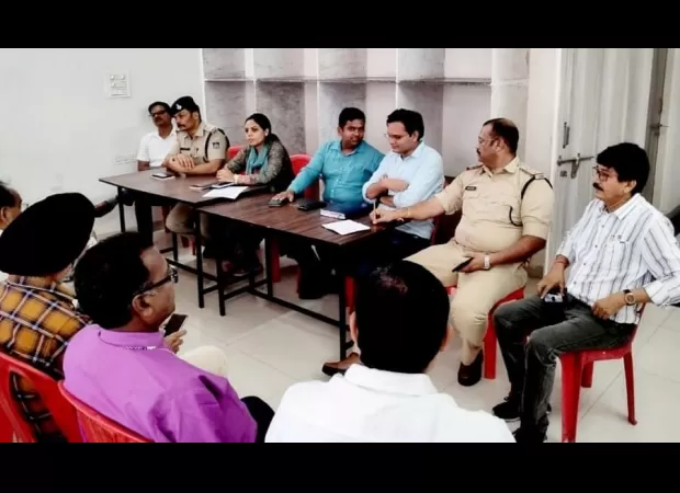 Officials in Madhya Pradesh urged to maintain peace and order during festivals.