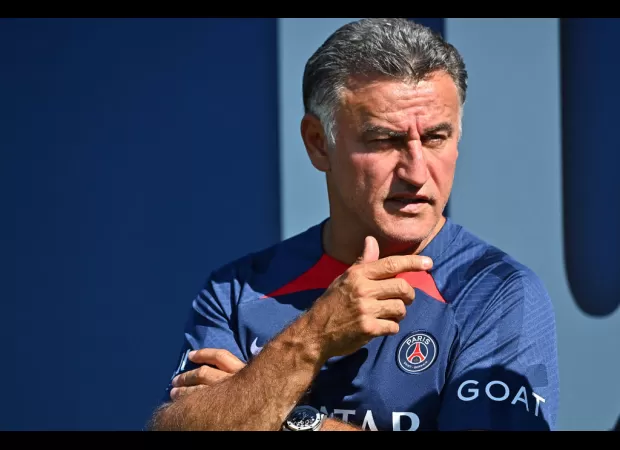 Christophe Galtier, manager of PSG, is in police custody due to alleged discrimination against Nice's boss.