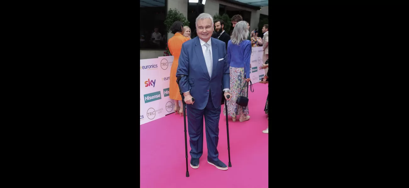 Eamonn hopes to be walking independently soon, after having difficulty with a cane at the Tric Awards.