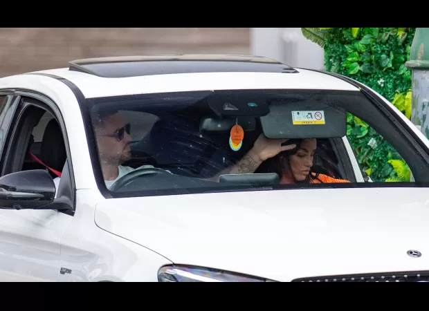 Katie and Carl show love for each other despite opposition from Katie's mum.