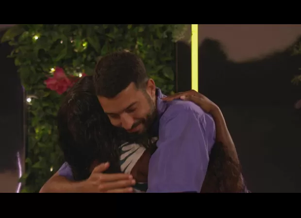 Mehdi waiting for Whitney, but fans are confused: 